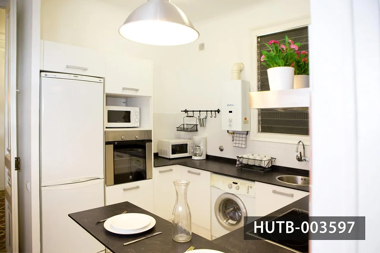 Big Apartment Barcelona Gran Via