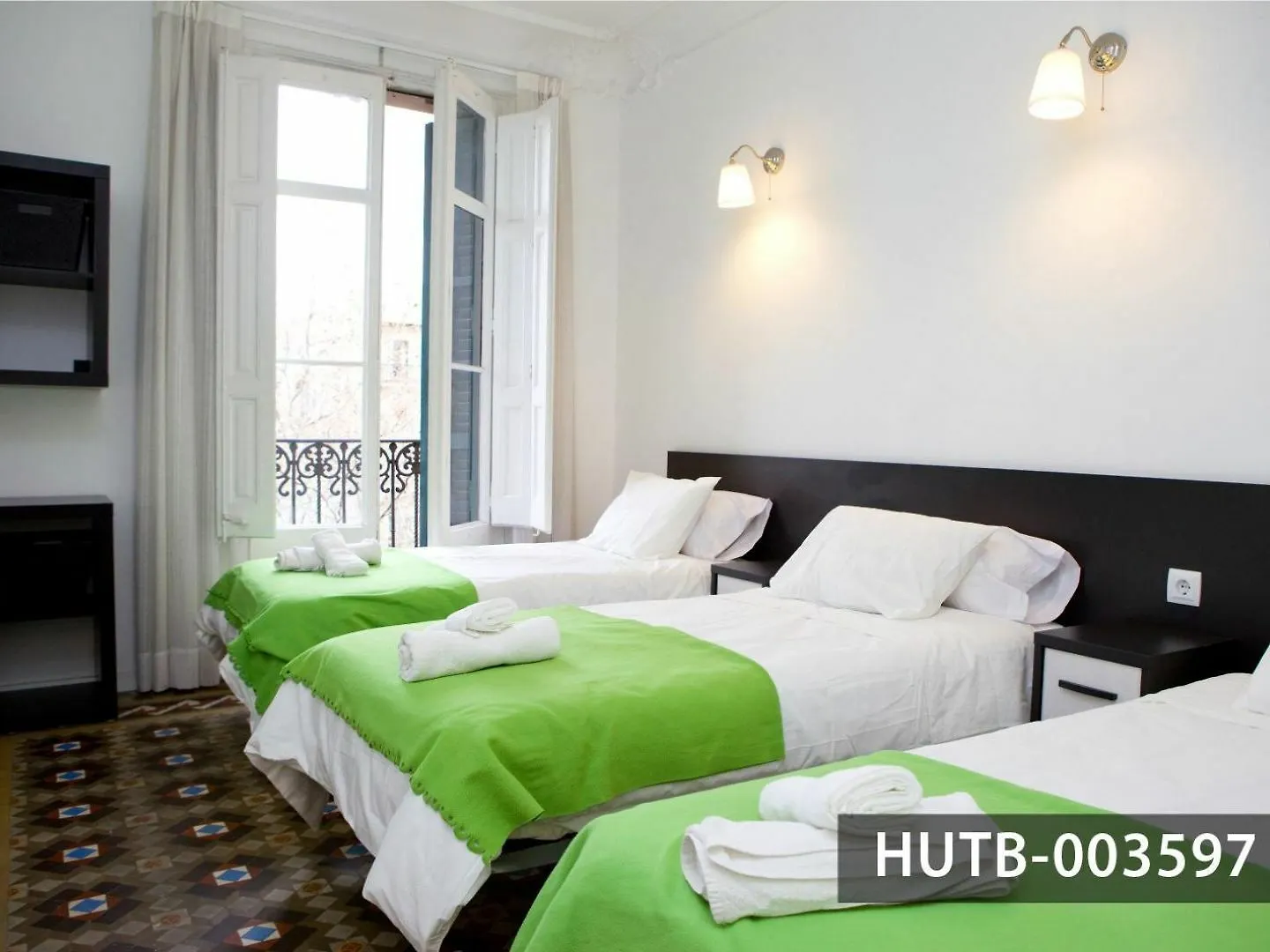 Big Apartment Barcelona Gran Via